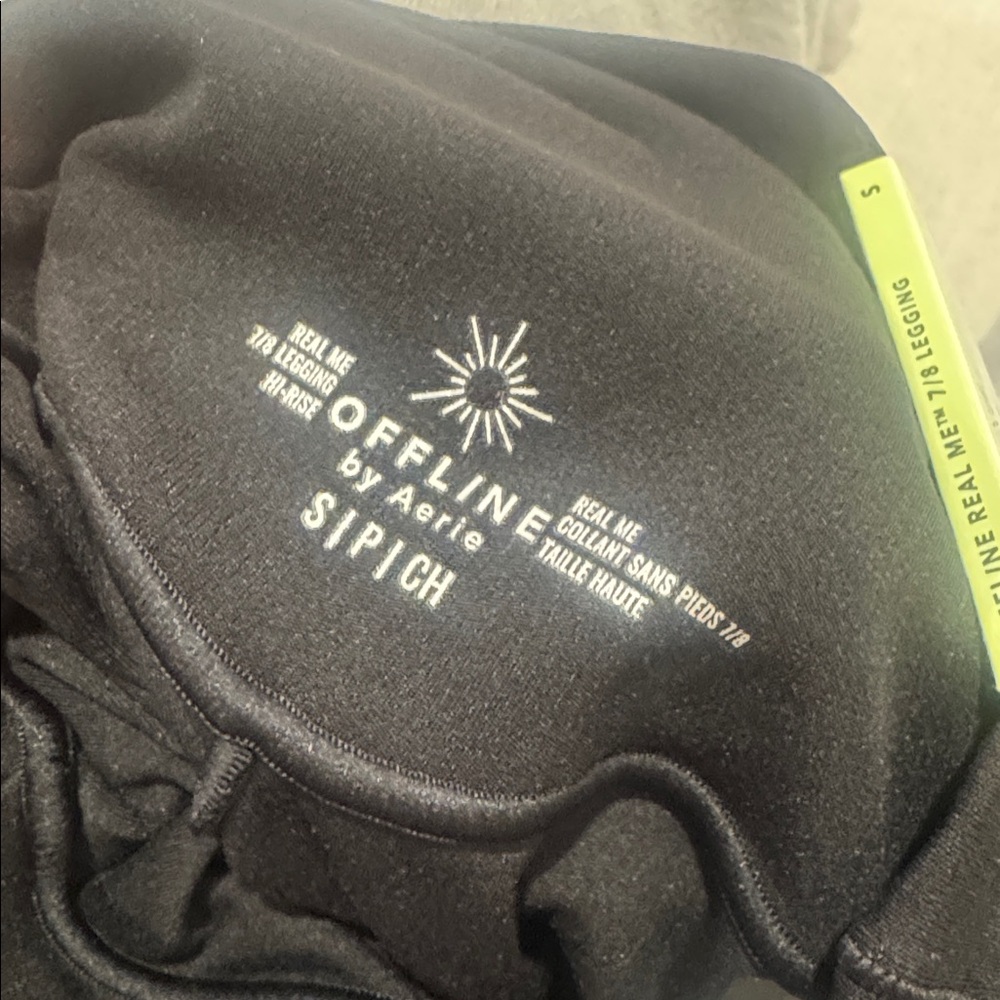 🖤AERIE OFFLINE CROSSOVER LEGGINGS🖤 - Picture 9 of 10